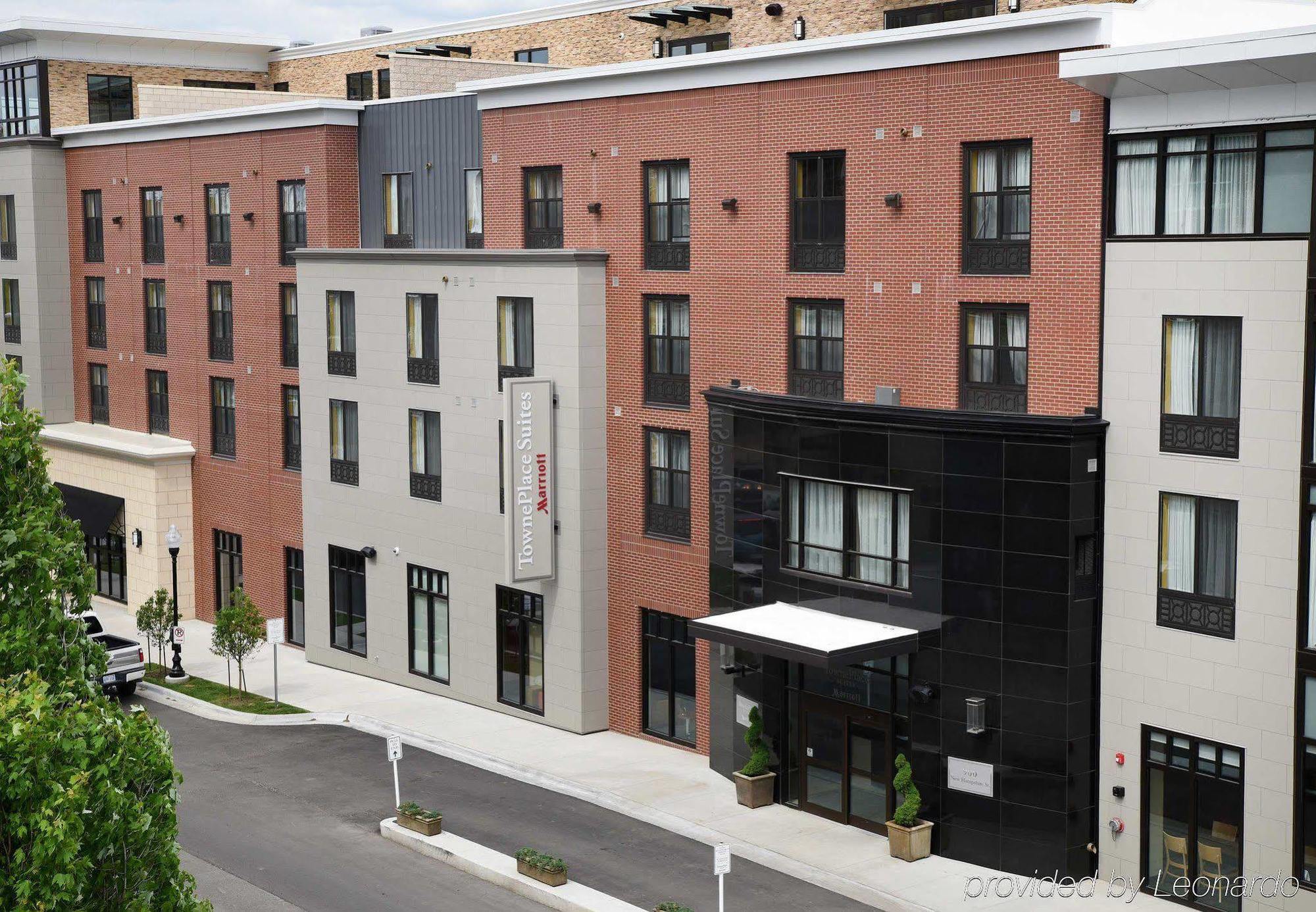 Towneplace Suites By Marriott Lawrence Downtown Exterior photo